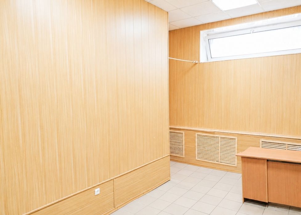 Продам коммерческие помещения 42.3м² напротив ж/д вокзала