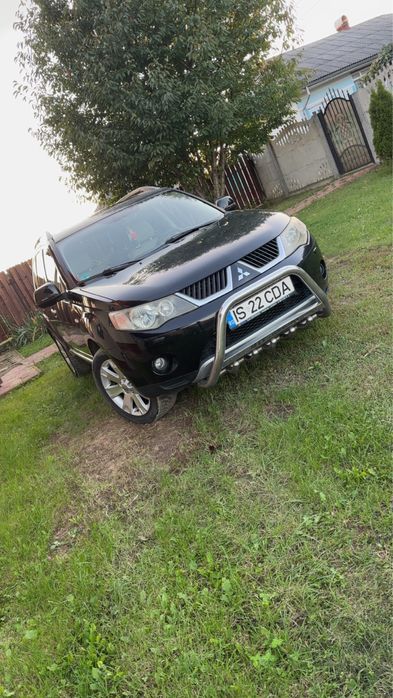 Vand  Mitsubshi ouclander