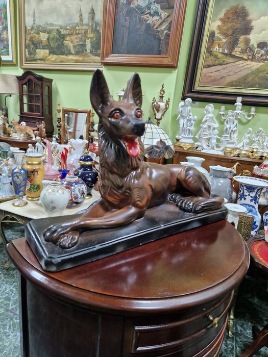 Прекрасна антикварна немска керамична фигура статуетка