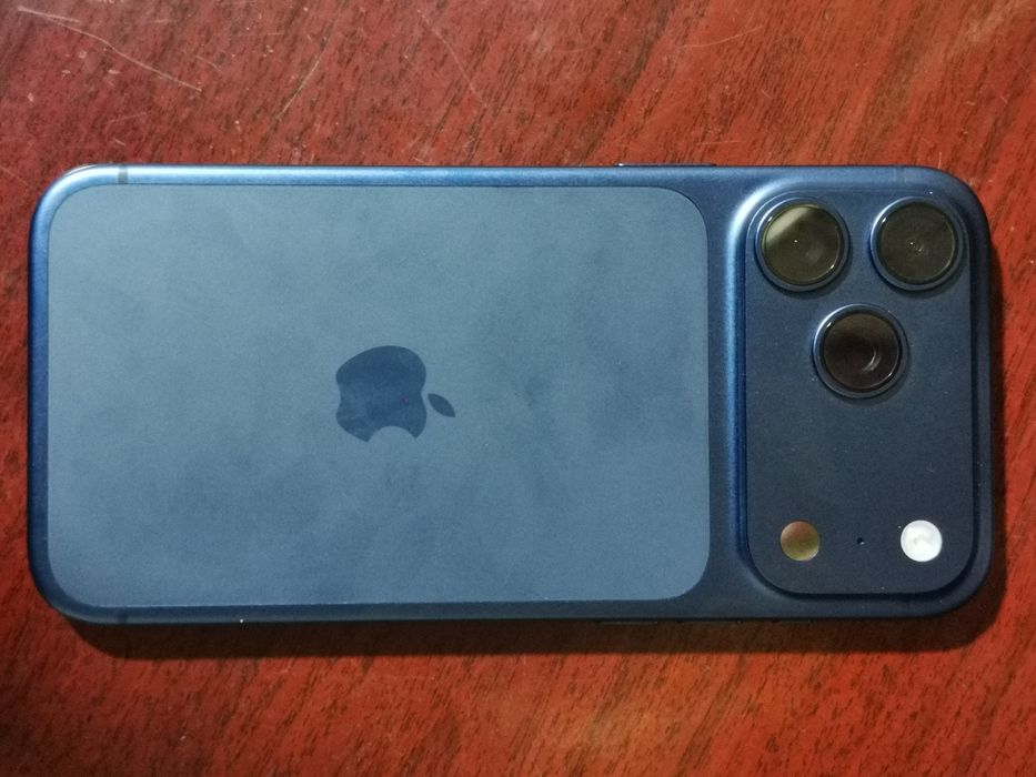 Iphone 17 pro max 256 gb deep blue esim +sim