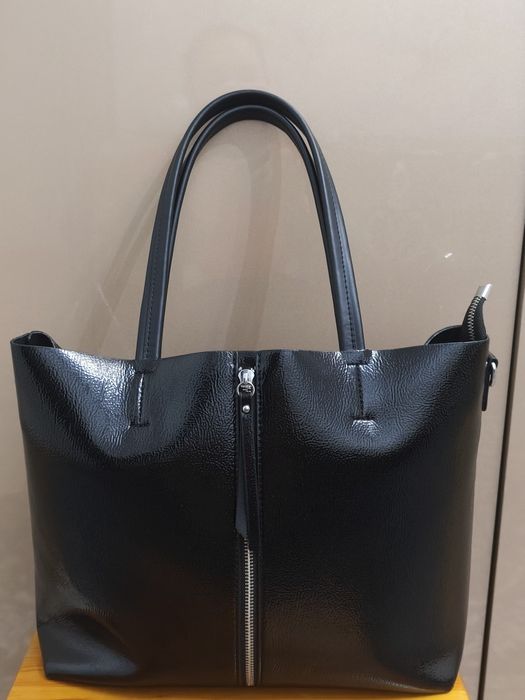 Продаётся женская сумка .