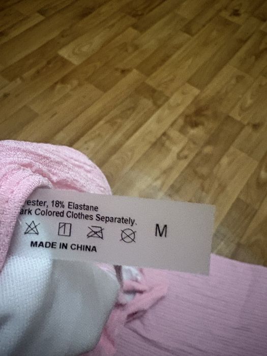 Продам новый купальник