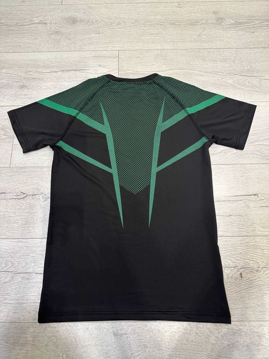 Тениска - GymShark / Чисто нова