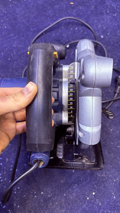 Fierastrau Circular cu laser