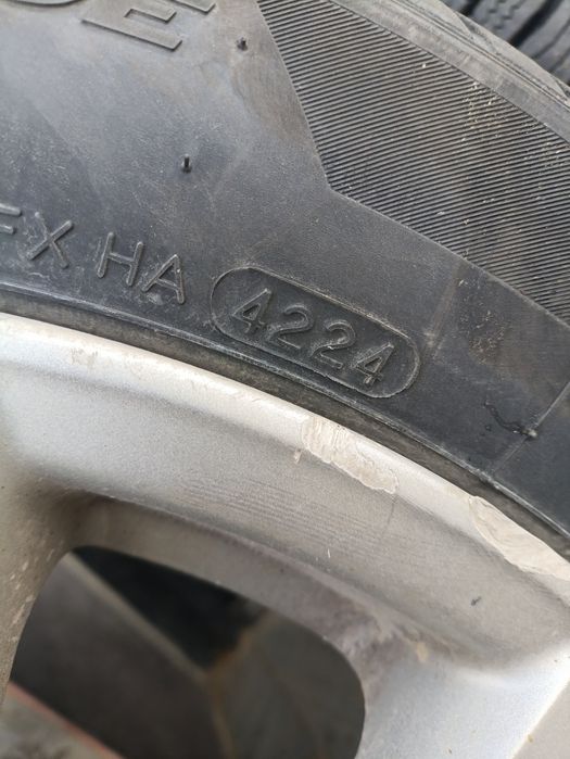 Зимни гуми HANKOOK,премиум клас,205/55/17.