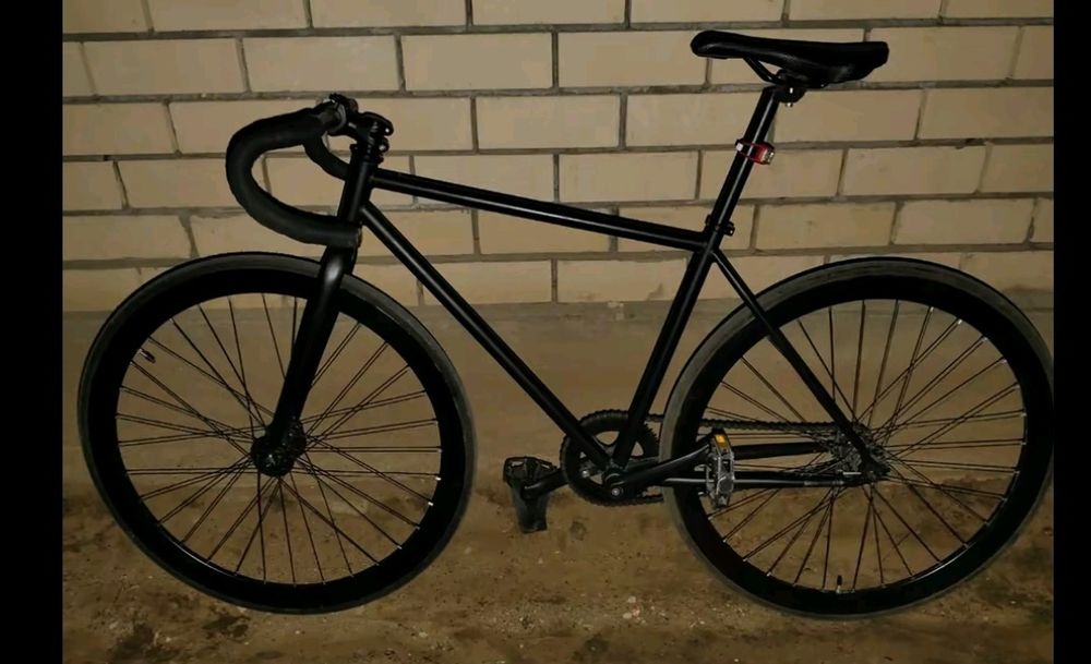 Продам Фикс в отличном состояние