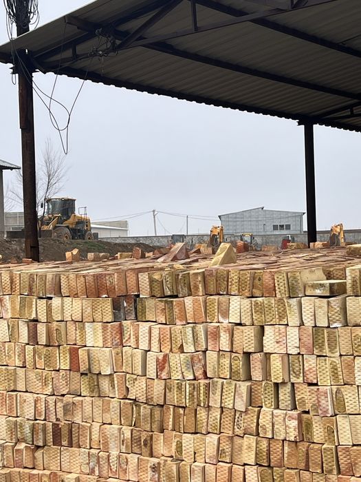 Кирпич краснный жонный