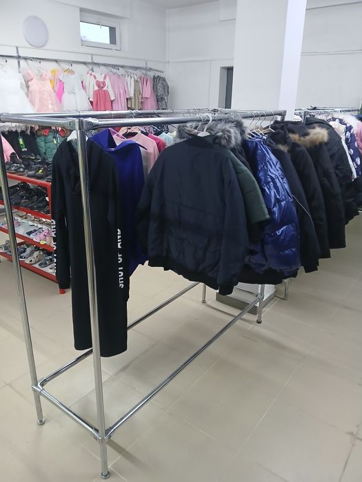 Продам вешалки настенные и напольные