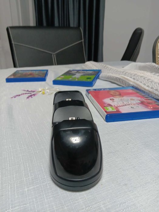 PlayStation 4 – 500 GB – Pachet complet