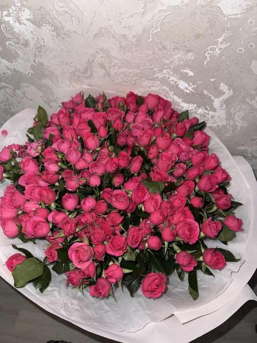 Цветы кустовые розы