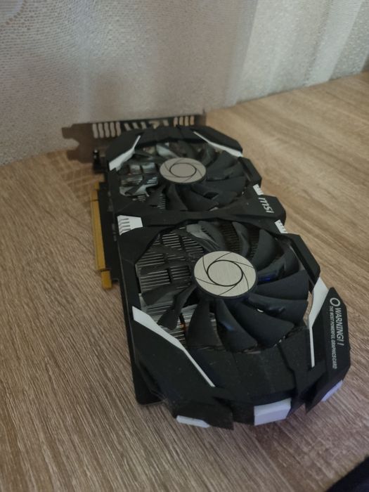 Vând MSI Nvidia GeForce Gtx 1060 3gb.