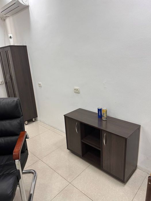 Мебельный стеллаж для офис