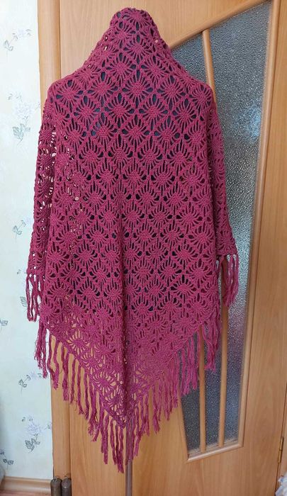 Продам шали ажурные ручной работы