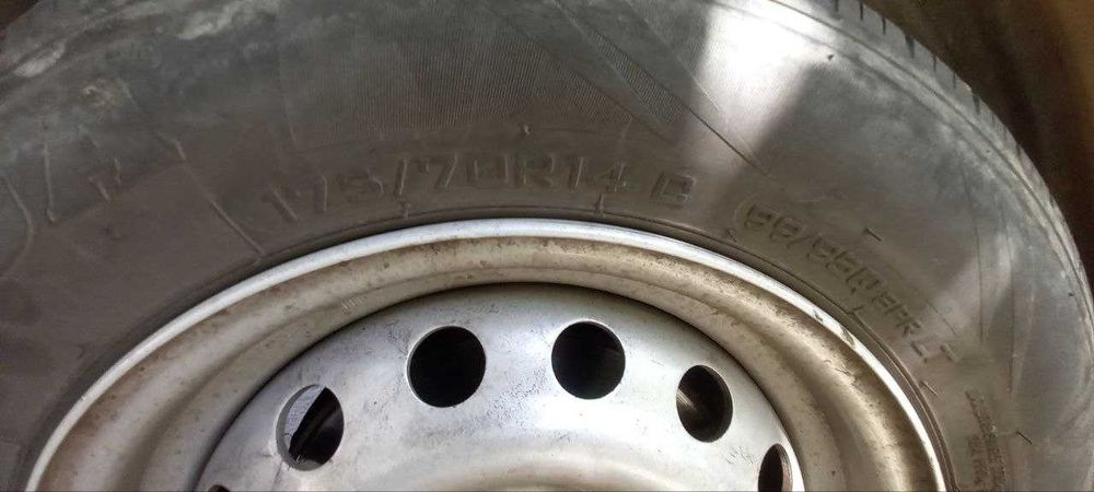 balon shanaray changan 1 ta R14/185 sechka + 2 ta 175/70/R14S