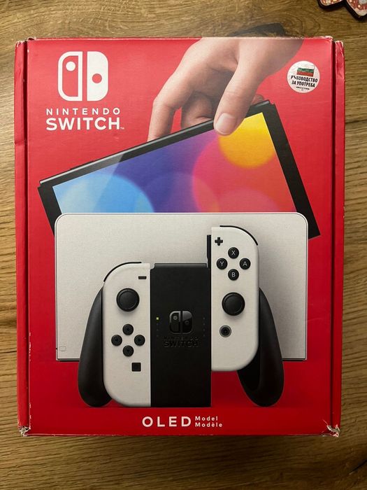 Продавам Nintendo Switch OLED