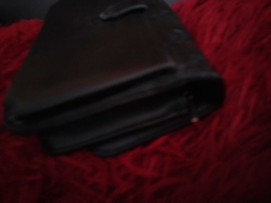 Geanta Guess aproape nou nouță