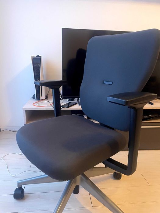 Scaun de birou Steelcase Please V1, varianta Work