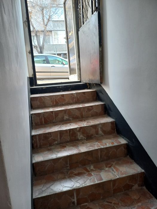 Квартира сутерен