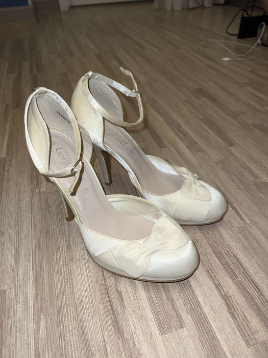 Продам Свадебные туфли