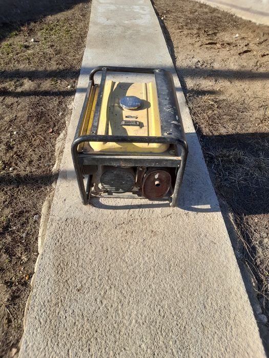 Генератор бензиновый