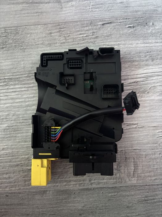 Модул за мултиволан VW VW 1K0 953 549 CQ и VW 1K0 953 549 BD