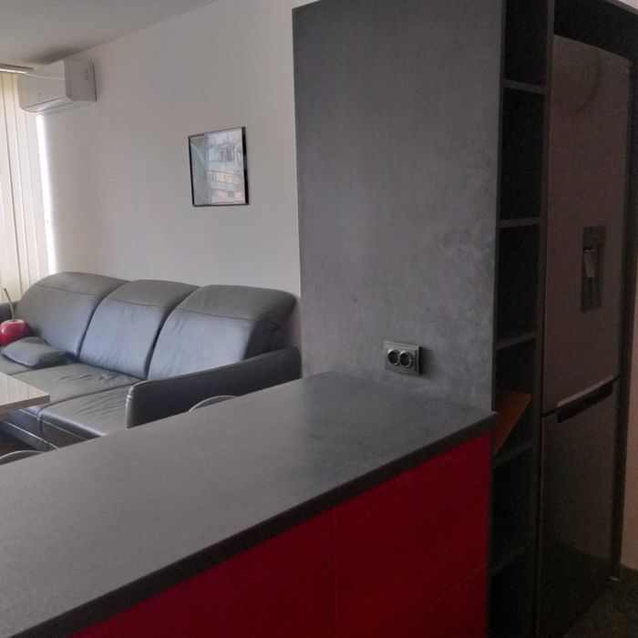 Дава се под наем Тристаен апартамент в София, Стрелбище - 78 кв.м за 747.66 € - Снимка #2