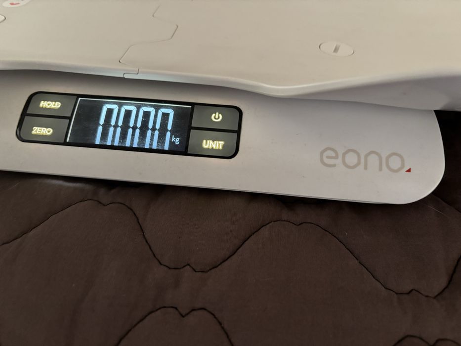 Електронна везна за бебе