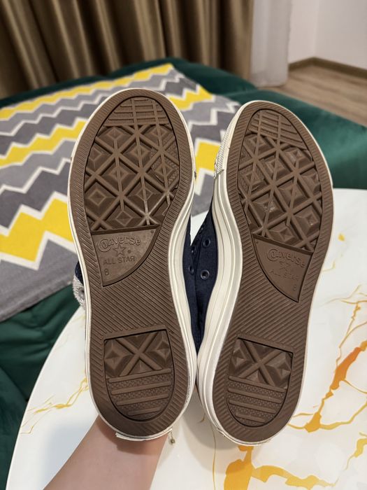 Converse - marimea 41.5 (26.5 cm) - stare foarte buna