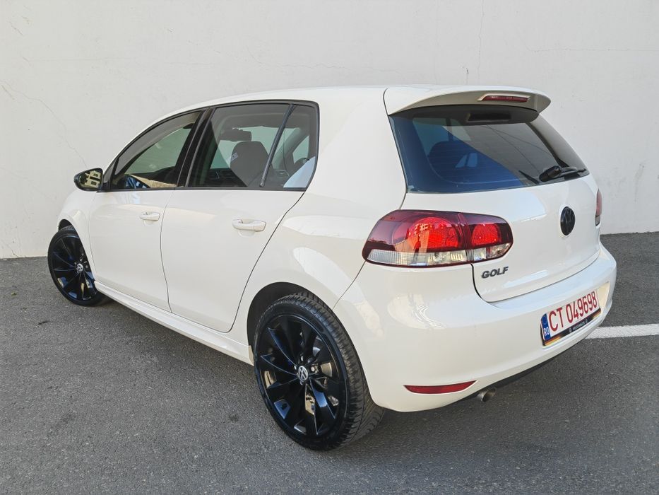 VW Golf VI / 1.6TDI 105CP / Pachet R-Line