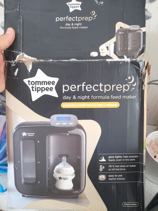 Tommee Tippee машина за бебешко мляко