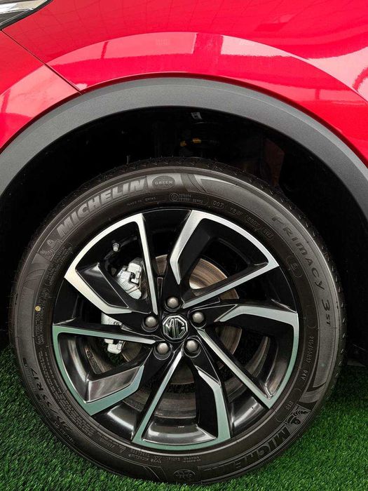 Morris Garages MG ZS Лучше чем Tracker, Kia Sonet