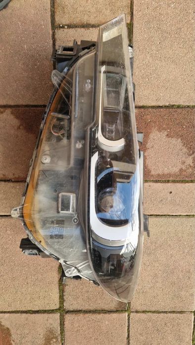 Фар и стоп за Мазда