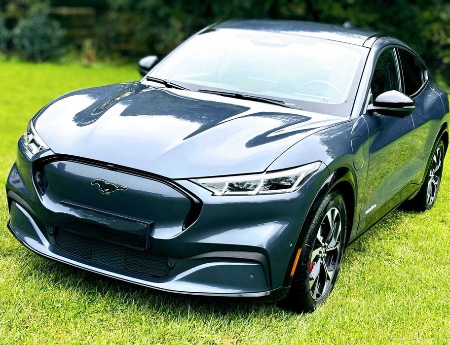 Ford Mustang Mach-E AWD Premium