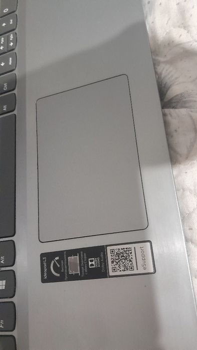 Продам ноутбук(Lenovo)в отличном состоянии