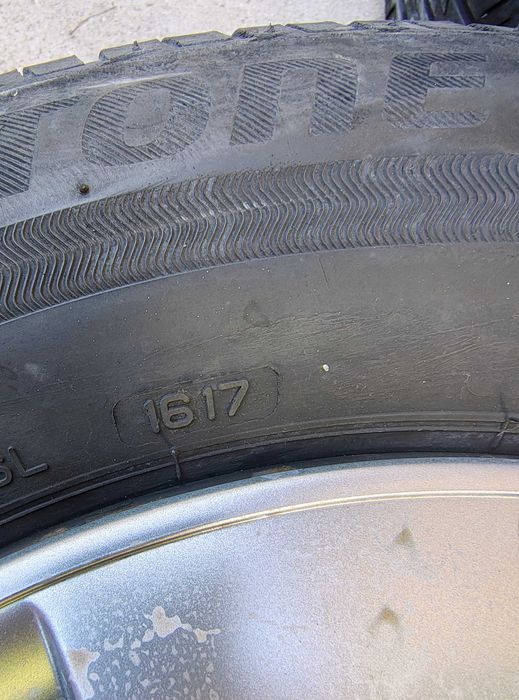 Гуми с Джанти 16"