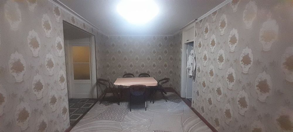 Kvartira sotiladi 2 xona 3 xona qilingan