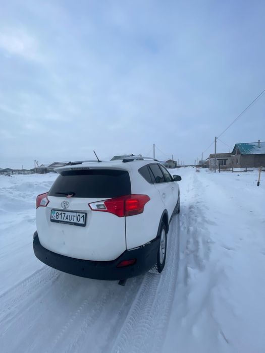 Продаетса машына срочно!! В кредите