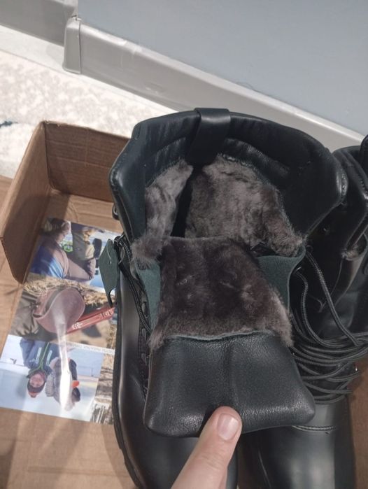 Продам ботинки кожанные