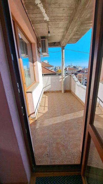 Продавам 2 етажа