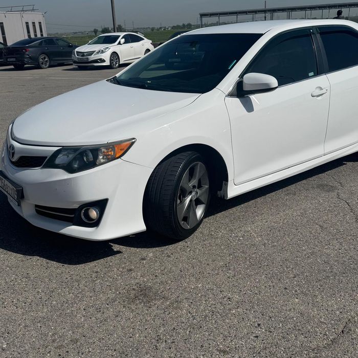 Toyota Camry 2.5 АКПП, 2013,