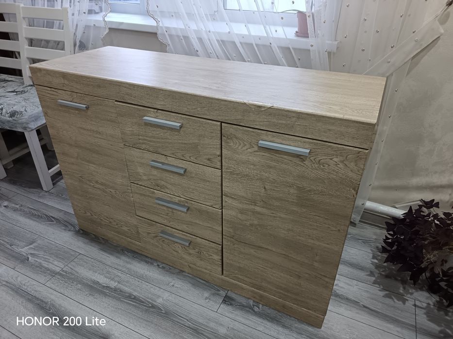 Продам комод, в хорошем состоянии.