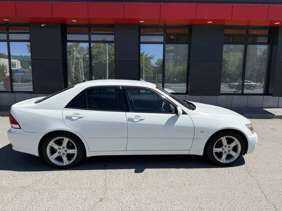 Продам Toyota Altezza