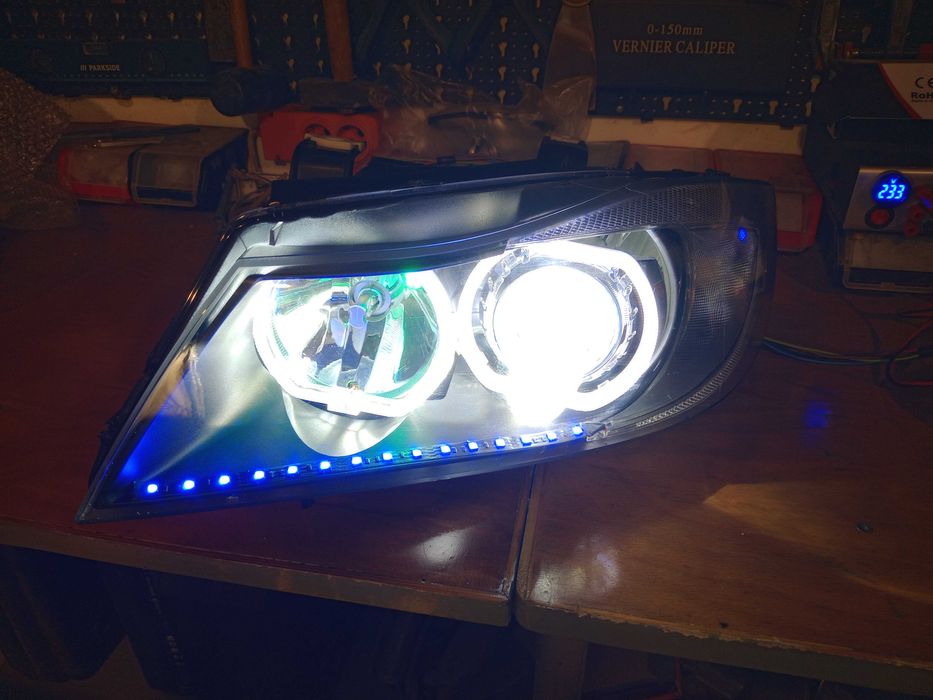 Комплект тунинг фарове за BMW E 90/91 (2005-2007)