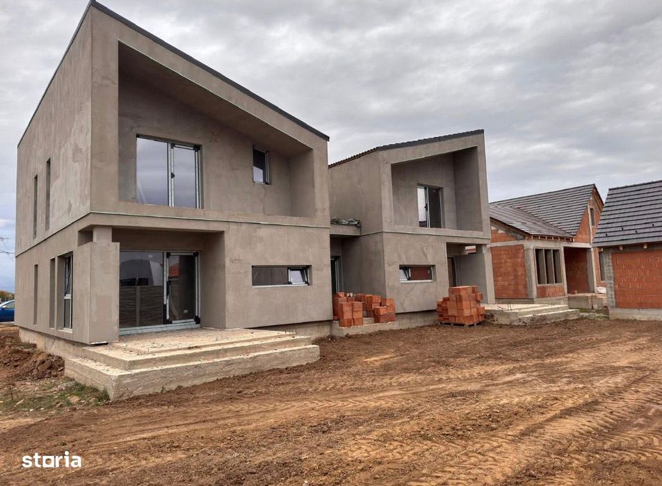 Duplex separat prin camera tehnica, Ghiroda!