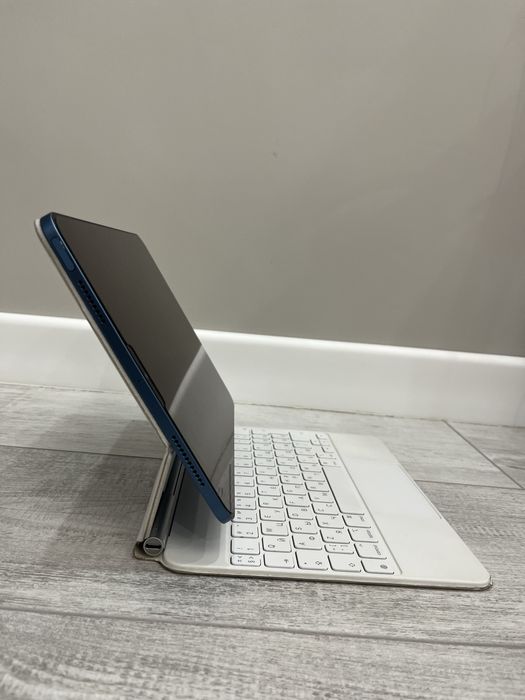 Продам свой IPad Air 5 10.9