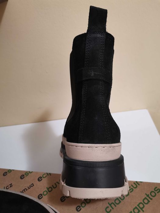 Боти черни велур Tamaris