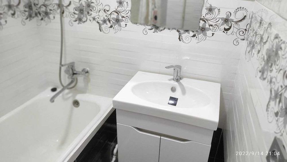 Яккасарой 2 х комнатная без маклер.Маклер тўлови йуқ ўзимники