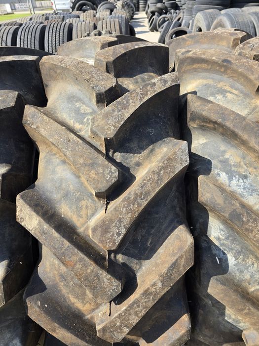 Anvelope 400-80r24 sau 15.5-80r24 BKT