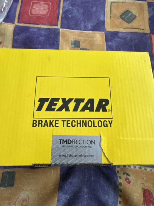 Предни накладки за BMW E 90 комплект с датчик