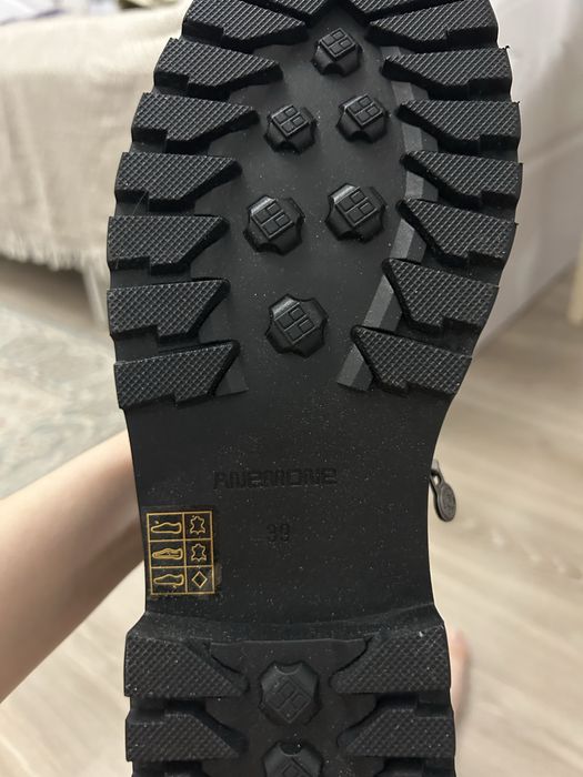 Кожаные сапоги зимние